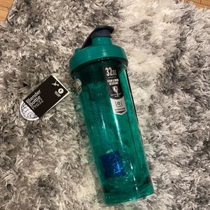 Blender Bottle